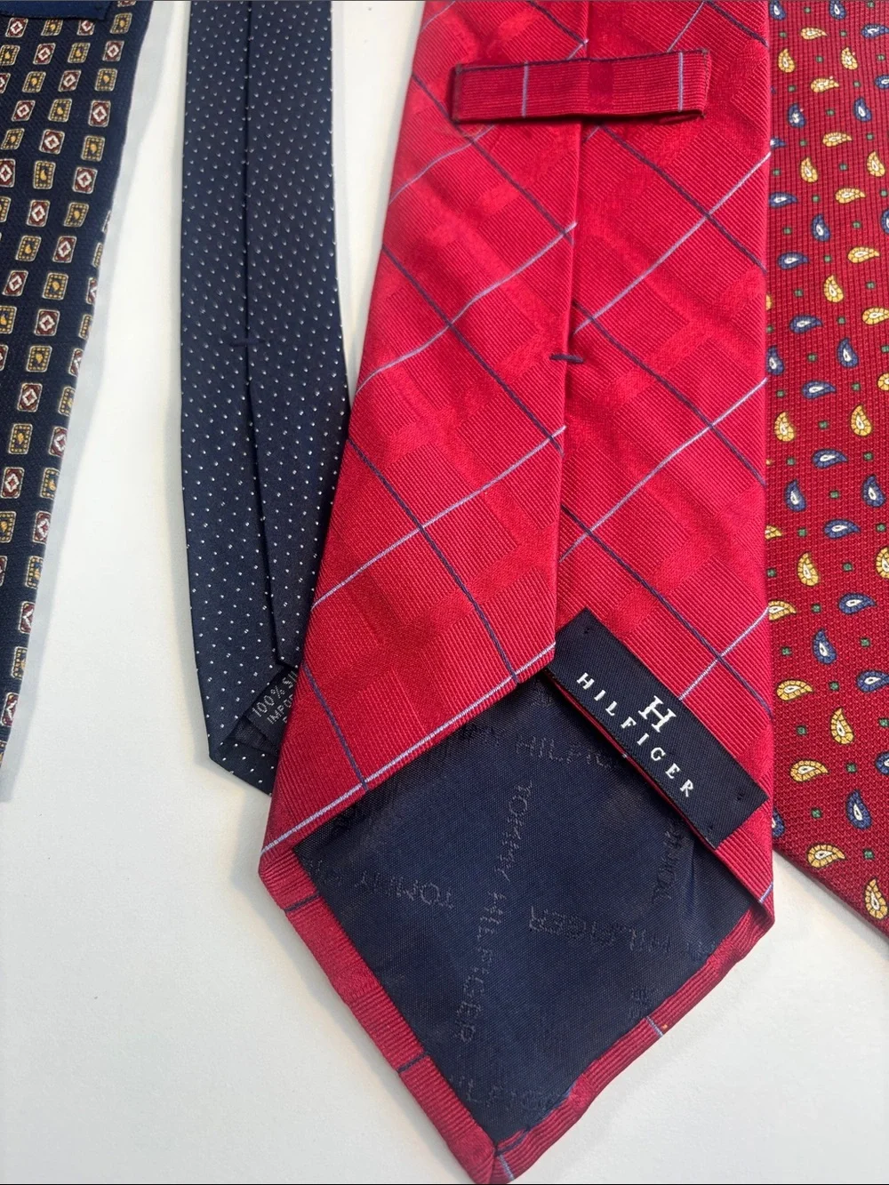 Tommy Hilfiger Red and Navy Four-Tie Set -602sku